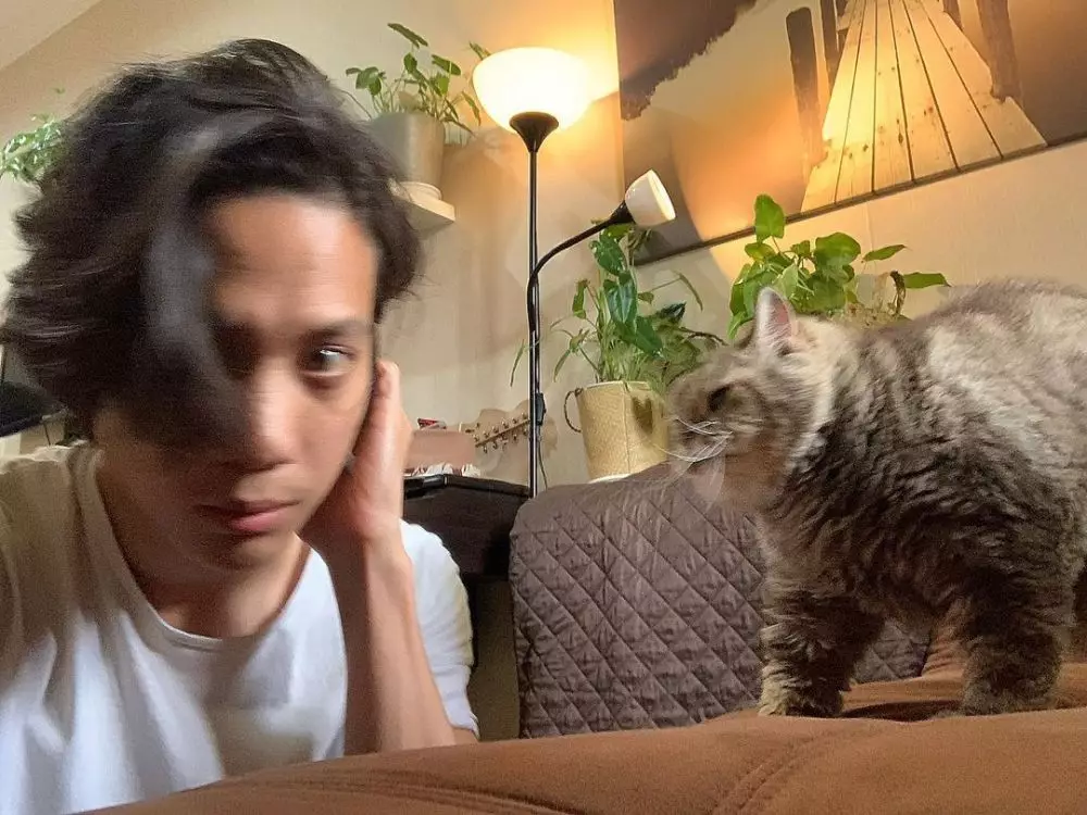 Potret penataan rumah Dikta Instagram Potret penataan rumah Dikta Instagram