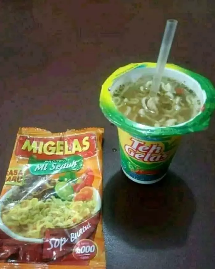 potret orang mau makan malah ribet sendiri © 2021 instagram.com