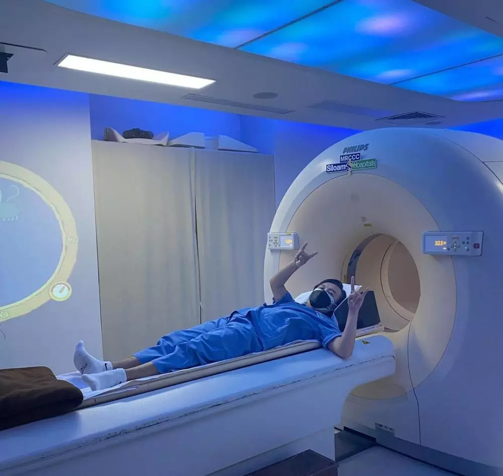 Ari Lasso jalani perawatan pasca operasi © Instagram Ari Lasso jalani perawatan pasca operasi © Instagram