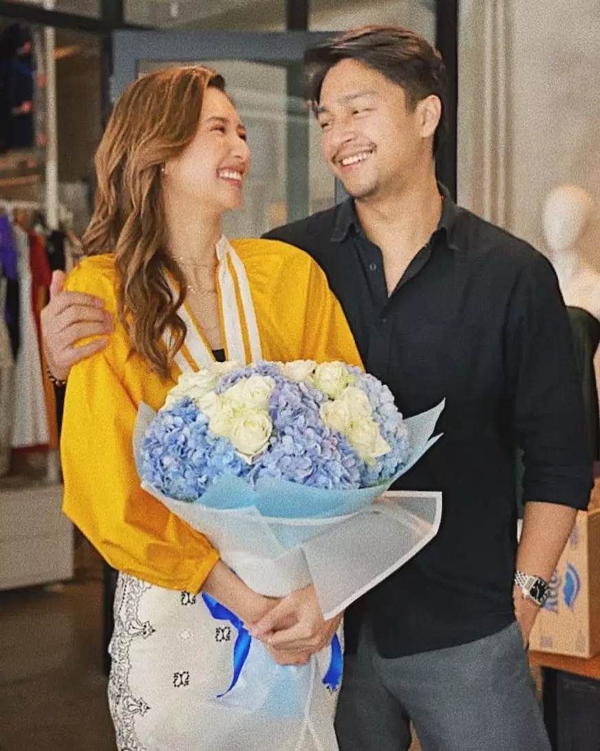 Ucapan manis Deva Mahenra di ultah Mikha Tambayong Instagram Ucapan manis Deva Mahenra di ultah Mikha Tambayong Instagram