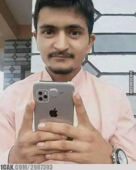 potret lucu orang asal pakai iPhone kocak deh © 2021 1cak.com potret lucu orang asal pakai iPhone kocak deh © 2021 1cak.com