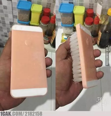 potret lucu orang asal pakai iPhone kocak deh © 2021 1cak.com potret lucu orang asal pakai iPhone kocak deh © 2021 1cak.com