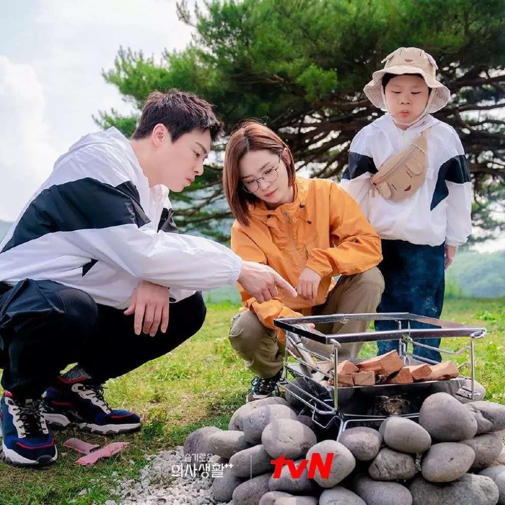 Adegan tak terlupakan di Hospital Playlist © 2021 brilio.net