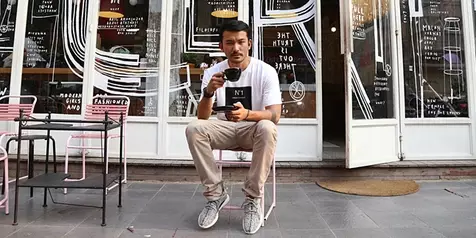 Seleb punya bisnis coffee shop Berbagai sumber 