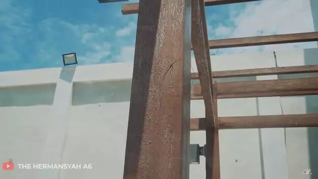 potret kondisi rumah Ashanty & Anang di Bali YouTube/The Hermansyah A6 potret kondisi rumah Ashanty & Anang di Bali YouTube/The Hermansyah A6