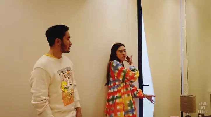 potret kamar syahnaz di tiga rumah berbeda © berbagai sumber