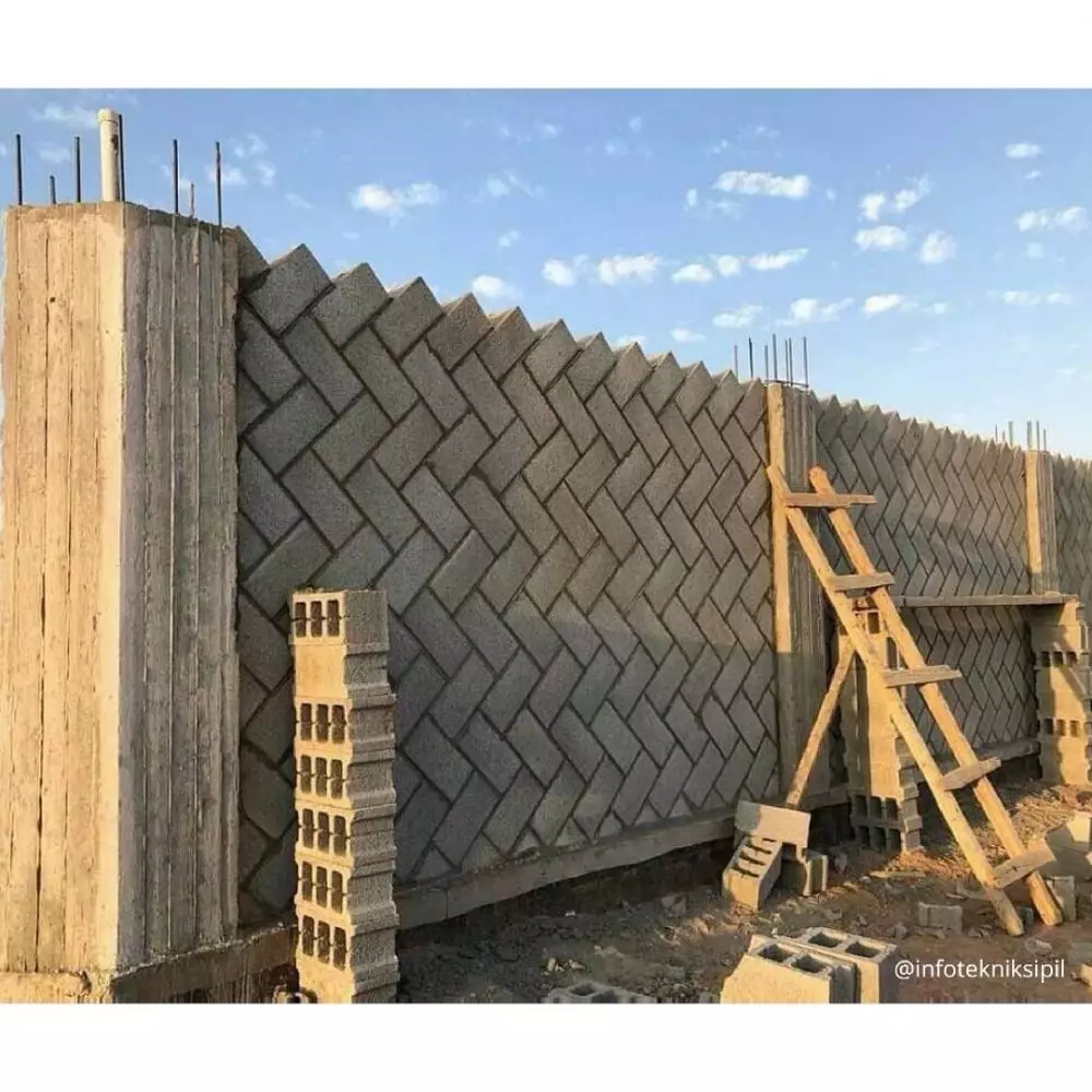 potret lucu waktu bikin pola tembok bangunan © 2021 instagram.com