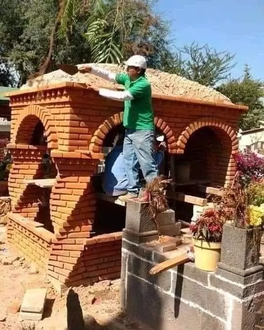 potret lucu waktu bikin pola tembok bangunan © 2021 instagram.com