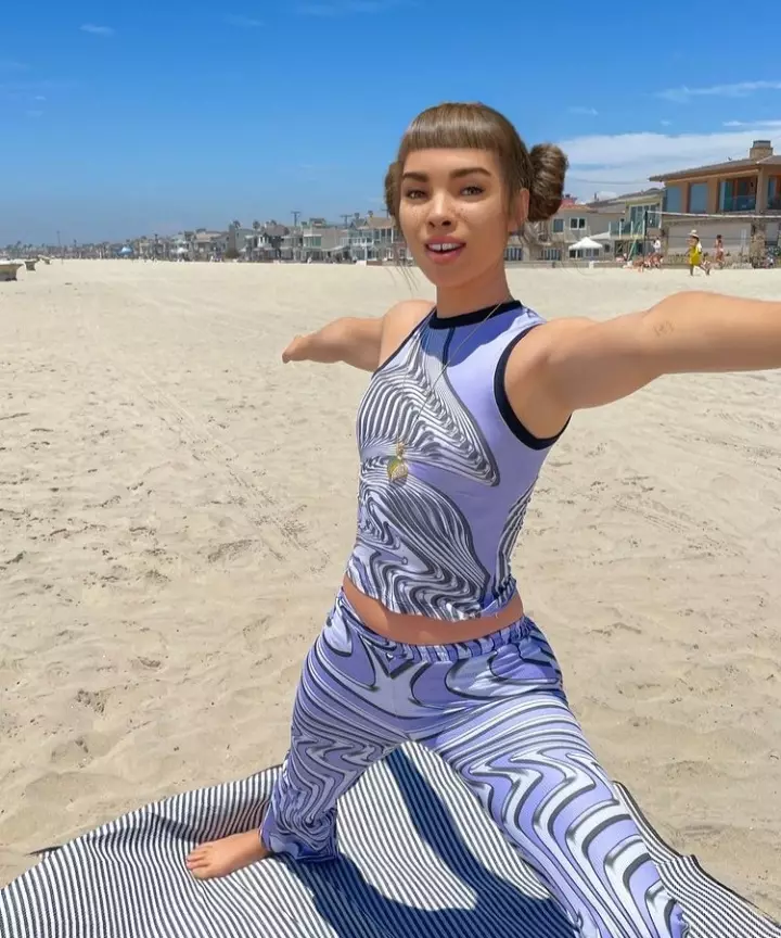 Selebgram ini ternyata robot Berbagai sumber 