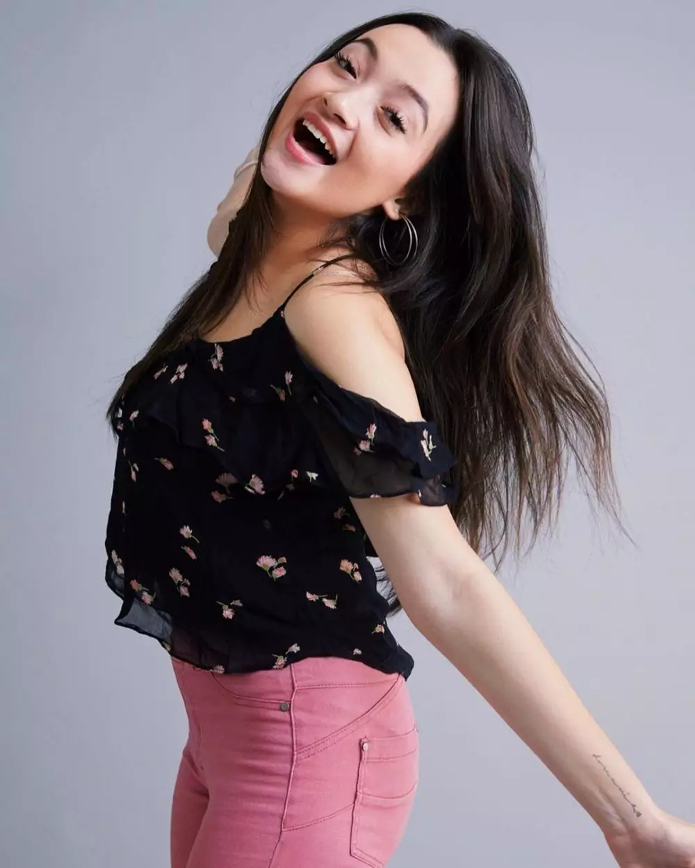 seleb perlihatkan tato tersembunyi © instagram