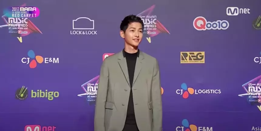 5 potret Song Joong-ki tampil di acara populer berbagai sumber 5 potret Song Joong-ki tampil di acara populer berbagai sumber