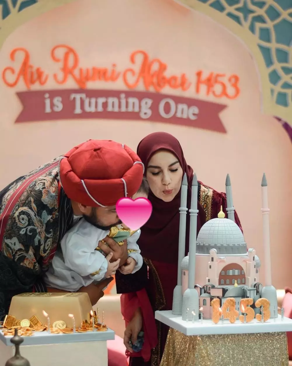 Momen ultah pertama anak Irish Bella dan Ammar Zoni Instagram Momen ultah pertama anak Irish Bella dan Ammar Zoni Instagram