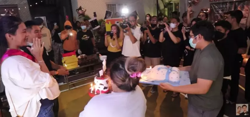 Momen kejutan ultah Paula Verhoeven YouTube/Baim Paula Momen kejutan ultah Paula Verhoeven YouTube/Baim Paula