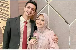 7 Trik MPASI pertama ala Vebby Palwinta, anak auto lahap makan