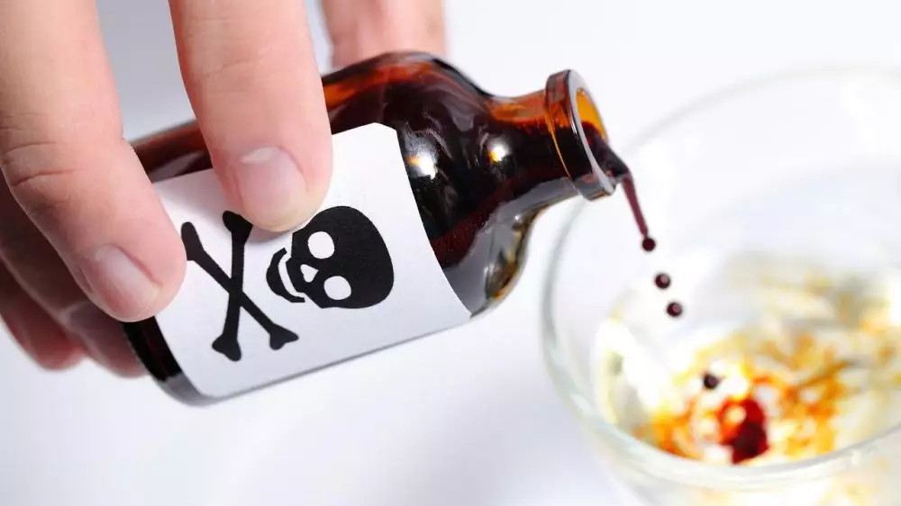 fakta serial Sianida berbagai sumber