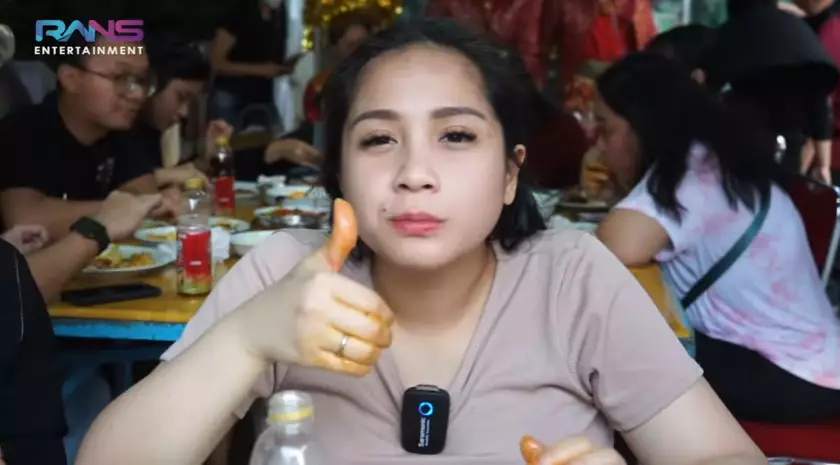 Momen Nagita Slavina borong makanan Youtube/Rans Entertainment
