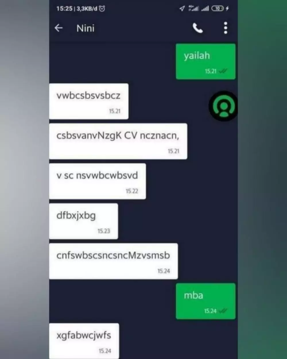 pelanggan ojek online malah bales pakai bahasa asing © 2021 berbagai sumber