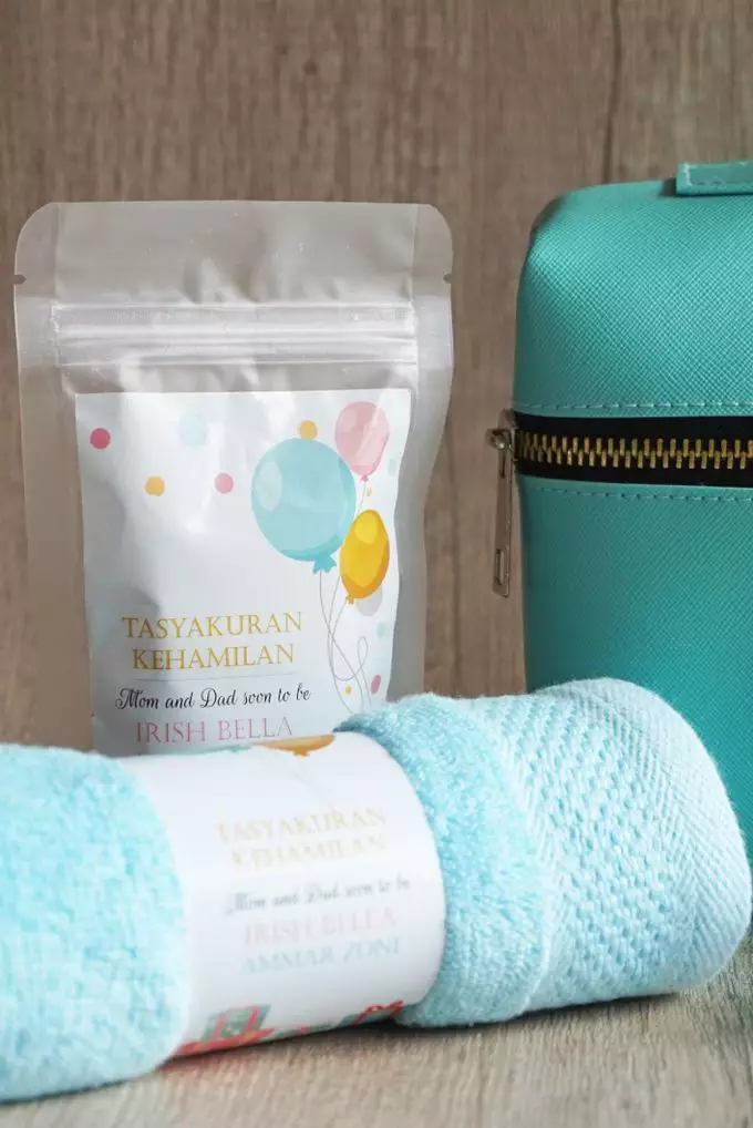 suvenir seleb di momen tasyakuran © instagram