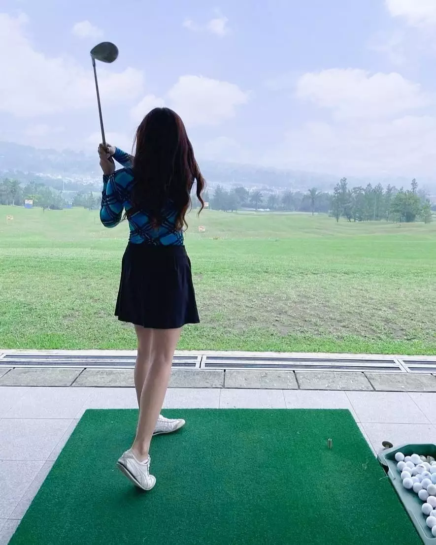 Potret anak angkat Nia Zulkarnaen © 2021 brilio.net