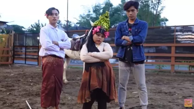 Potret Kekeyi cover MV Lisa Blackpink 'Lalisa' © YouTube/Rahmawati Kekeyi Putri Cantikka Potret Kekeyi cover MV Lisa Blackpink 'Lalisa' © YouTube/Rahmawati Kekeyi Putri Cantikka