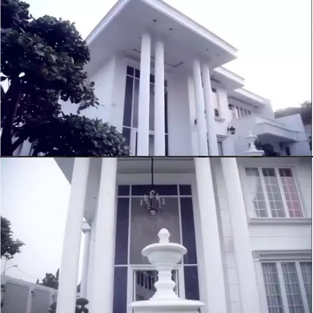 rumah seleb bergaya American style Berbagai sumber 