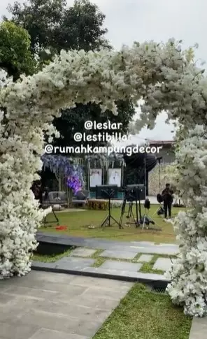 dekorasi Lesty-Billar umumkan kehamilan dari berbagai sumber dekorasi Lesty-Billar umumkan kehamilan dari berbagai sumber