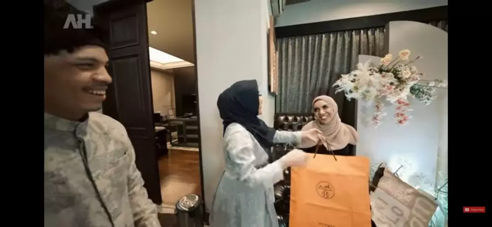 Hadiah atta aurel untuk millen © 2021 brilio.net Hadiah atta aurel untuk millen © 2021 brilio.net