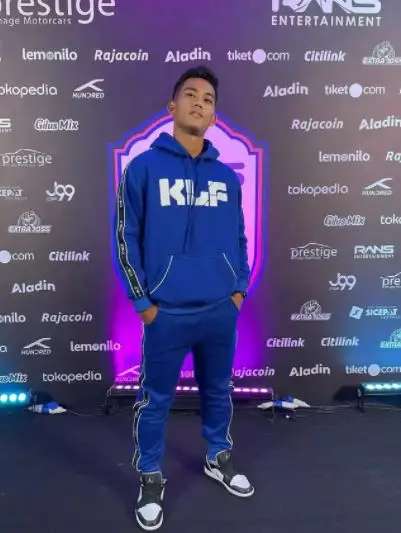 jersey Rans Cilegon dirancang Ivan Gunawan © 2021 brilio.net