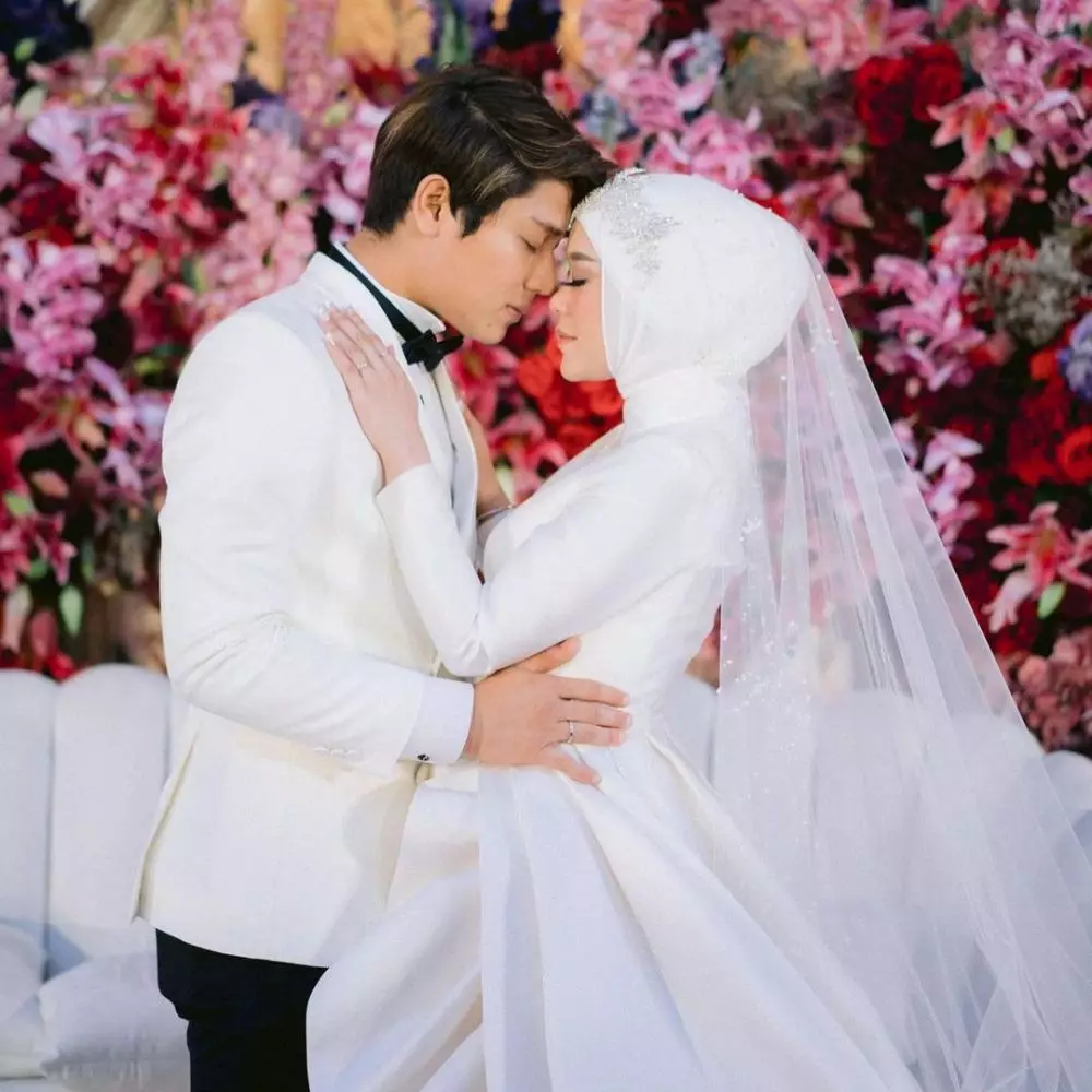 Maskawin pernikahan siri Leslar   © Instagram