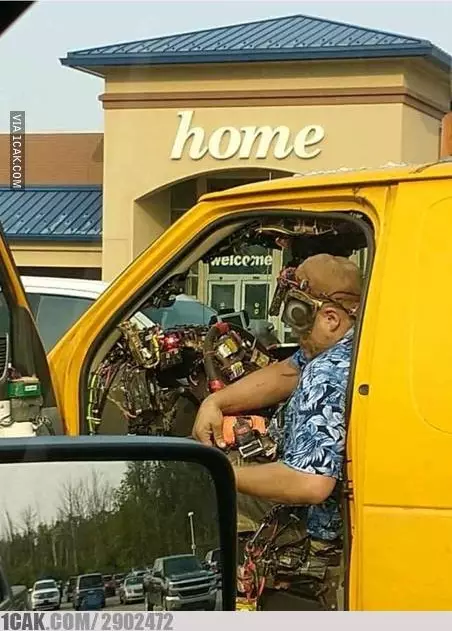 cara nyeleneh orang waktu dekor mobil absurd © 2021 berbagai sumber