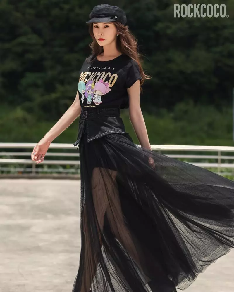 potret terbaru lin chi ling © 2021 Instagram