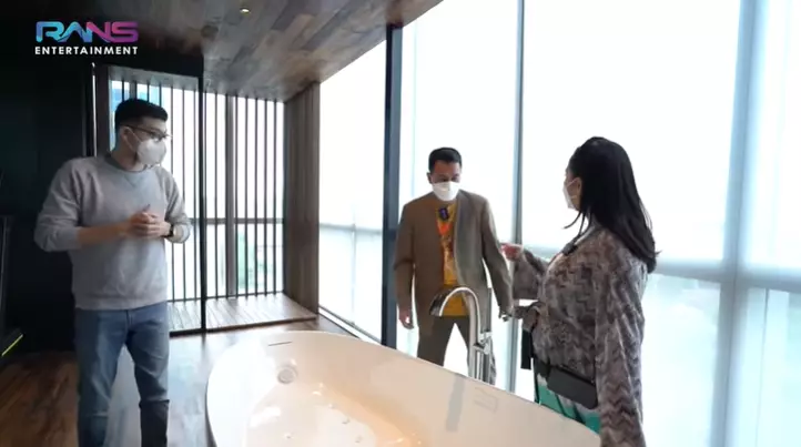 Nagita Slavina rela rogoh Rp 2 miliar untuk toilet Instagram