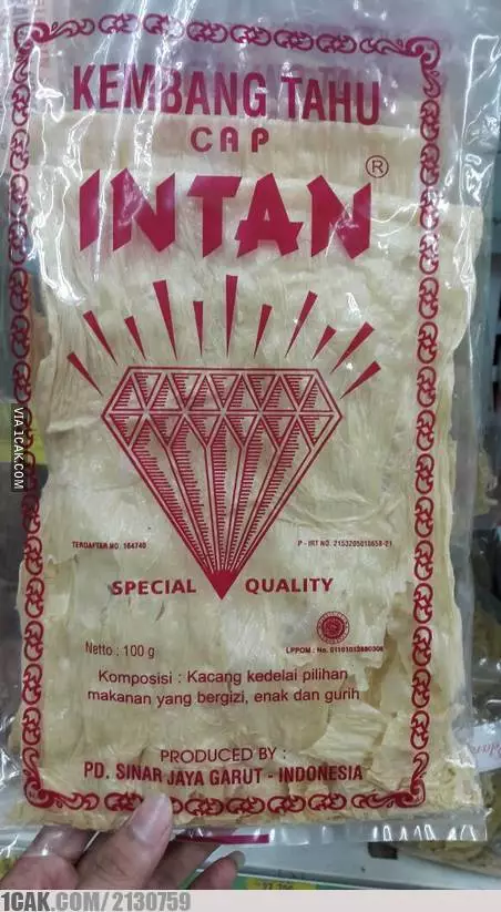 tulisan di komposisi makanan bingungin banget © 2021 1cak.com