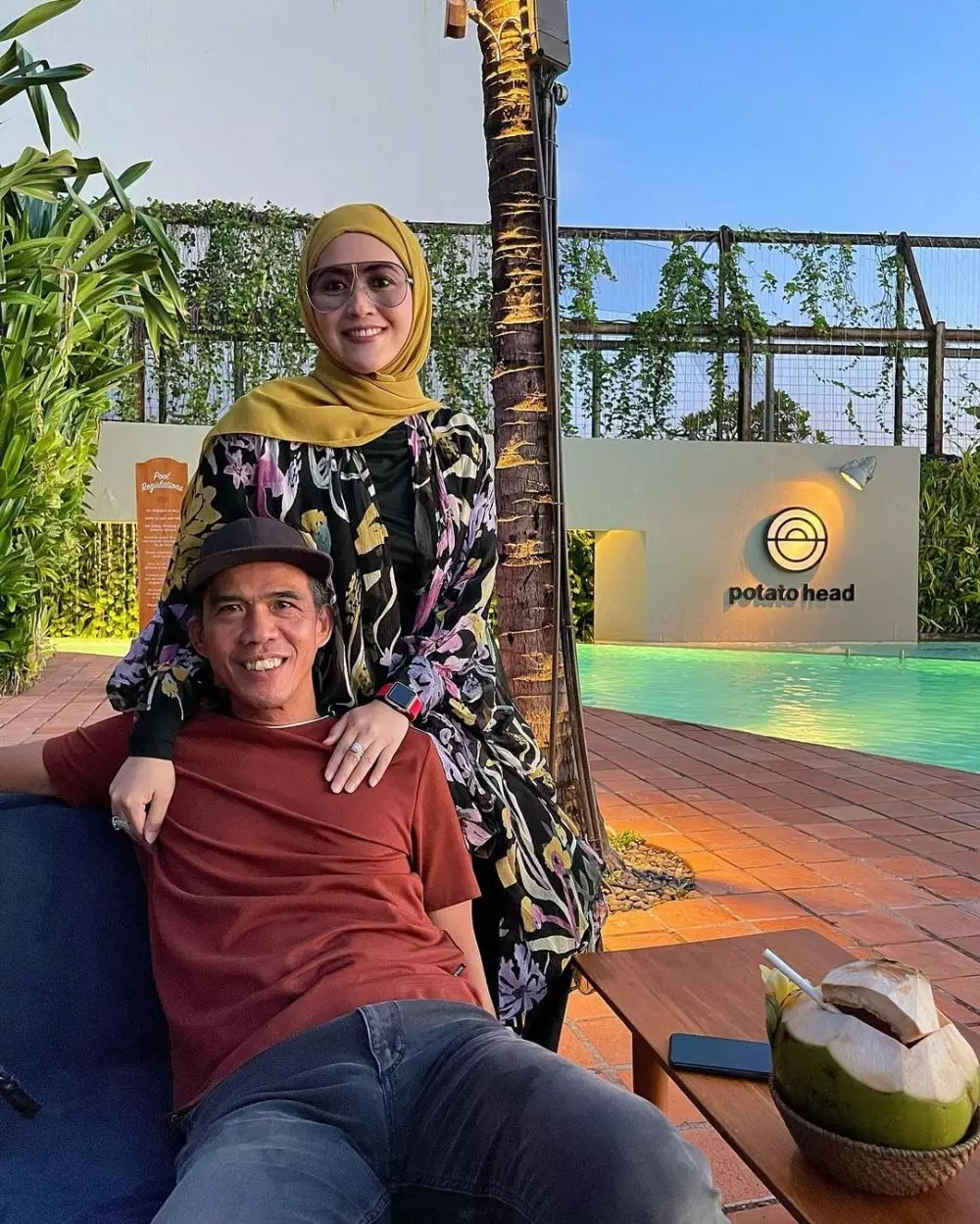 Potret Meggy Wulandari dan Suami babymoon ke Bali Instagram Potret Meggy Wulandari dan Suami babymoon ke Bali Instagram