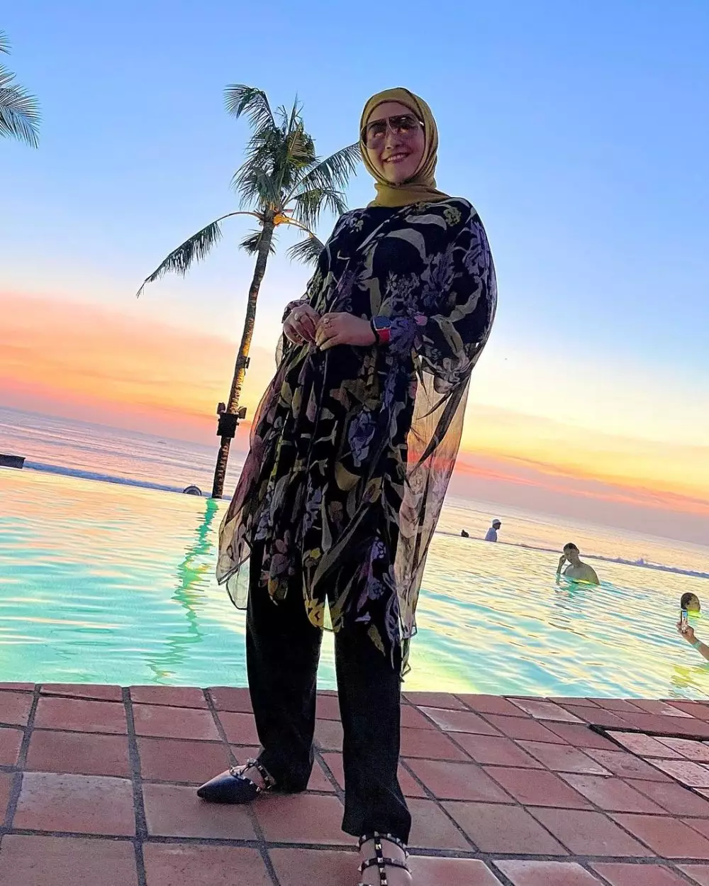 Potret Meggy Wulandari dan Suami babymoon ke Bali Instagram Potret Meggy Wulandari dan Suami babymoon ke Bali Instagram