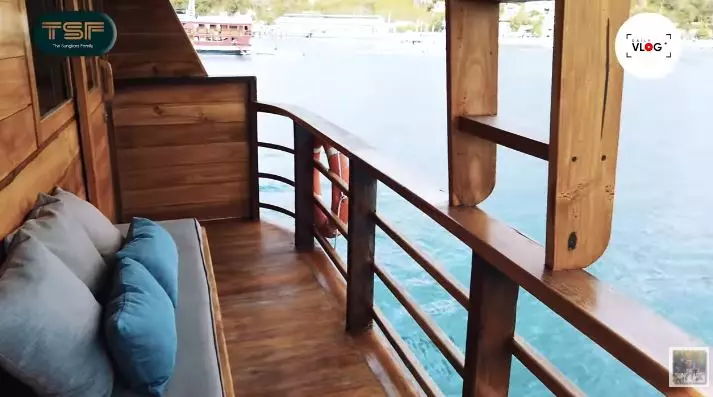 kapal yang disewa zaskia sungkar  © YouTube kapal yang disewa zaskia sungkar  © YouTube