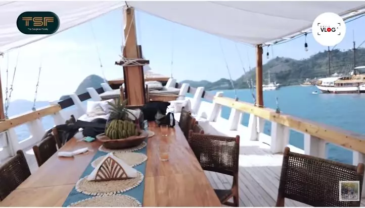 kapal yang disewa zaskia sungkar  © YouTube kapal yang disewa zaskia sungkar  © YouTube