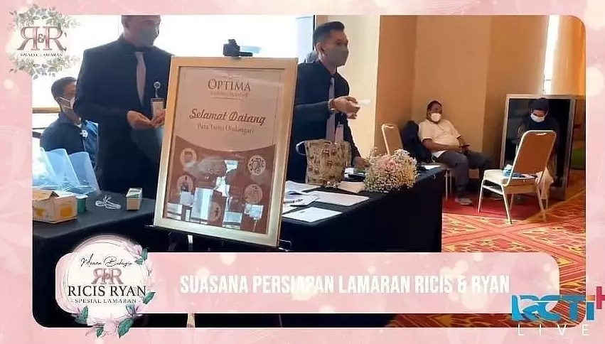 dekorasi lamaran ria ricis dan teuku ryan © instagram dekorasi lamaran ria ricis dan teuku ryan © instagram