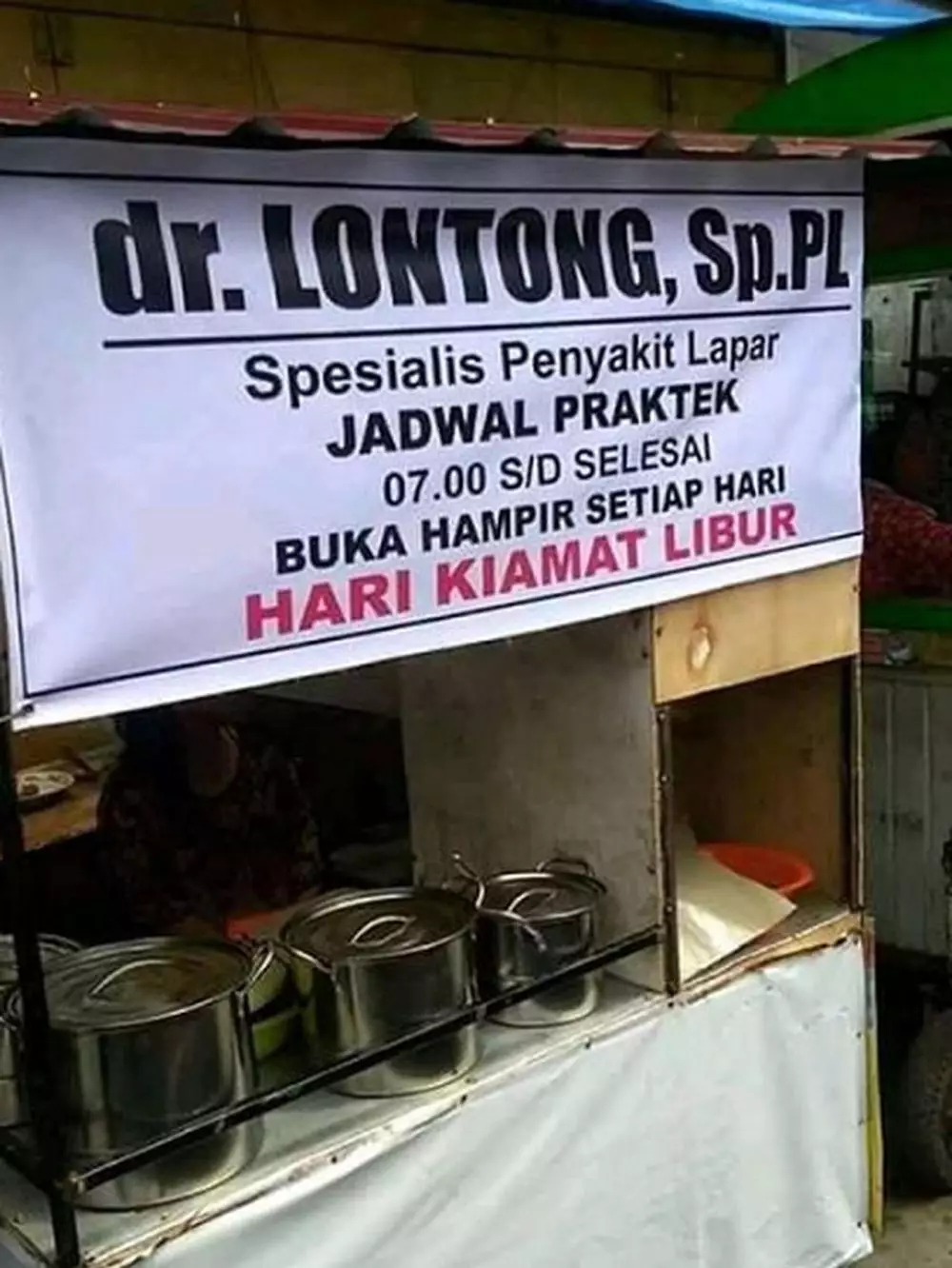 spanduk alasan toko libur nyeleneh pol © 2021 1cak.com