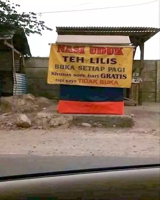 spanduk alasan toko libur nyeleneh pol © 2021 1cak.com