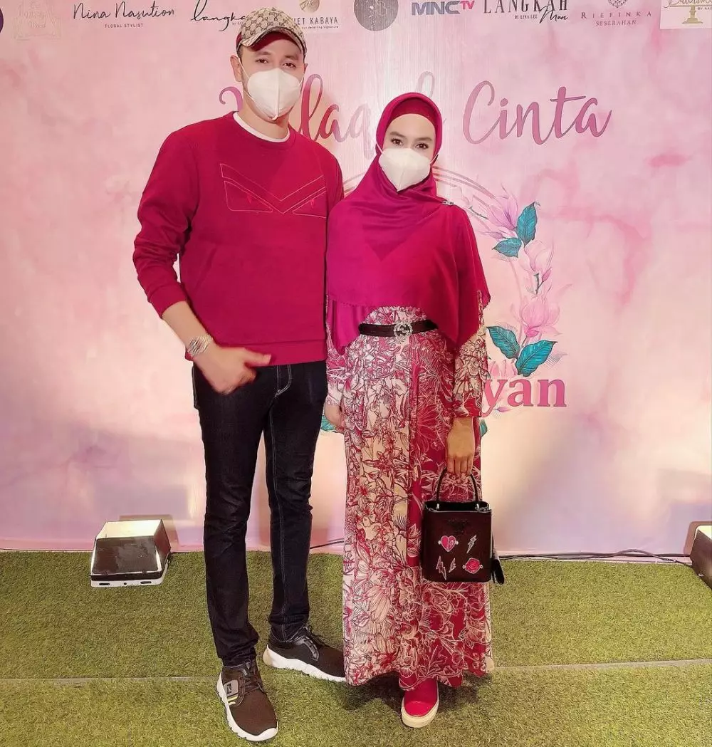 Momen Kartika Putri hadiri lamaran icis Instagram/@kartikaputriworld