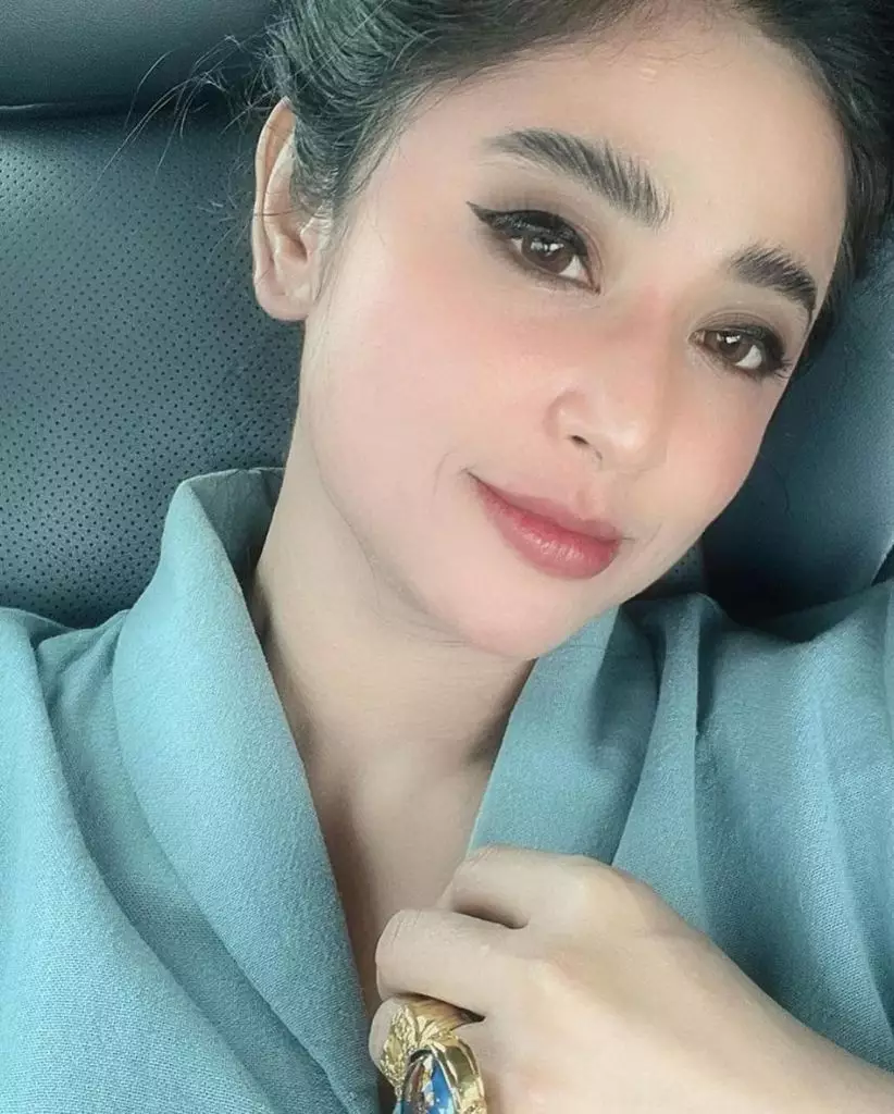 Perawatan kecantikan Dewi Perssik © 2021 brilio.net