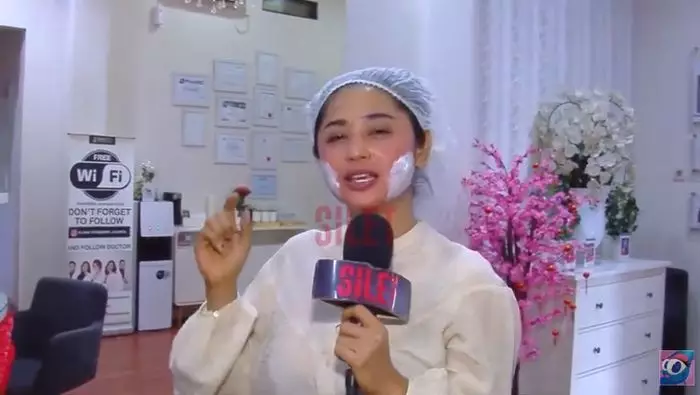 Perawatan kecantikan Dewi Perssik © 2021 brilio.net