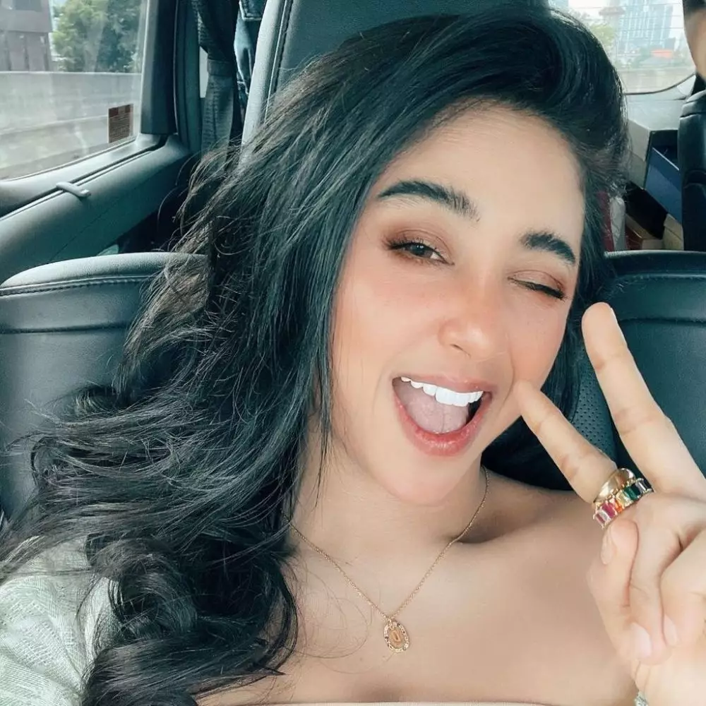 Perawatan kecantikan Dewi Perssik © 2021 brilio.net