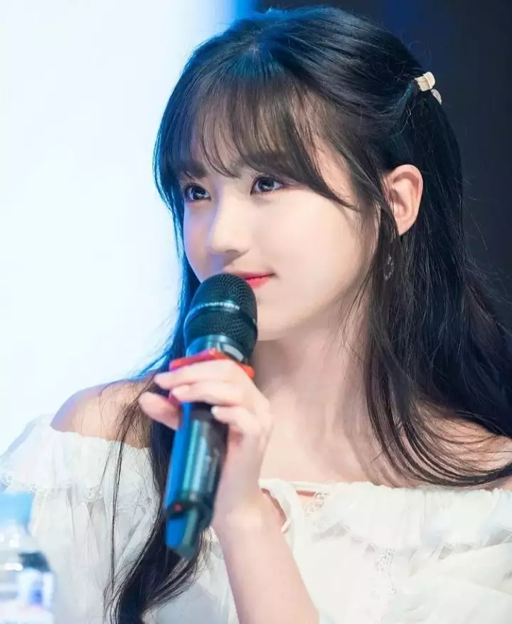 potret terbaru Kang Ye-seo Berbagai sumber  potret terbaru Kang Ye-seo Berbagai sumber