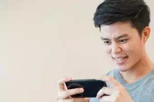 7 Trik untuk dapat chicken dinner di PUBG Mobile ala pro player