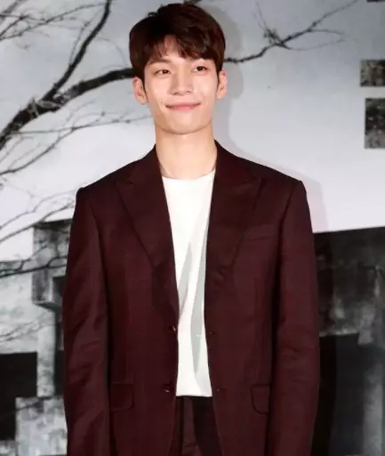 fakta perjalanan karier Wi Ha-joon Instagram/@wi__wi__wi