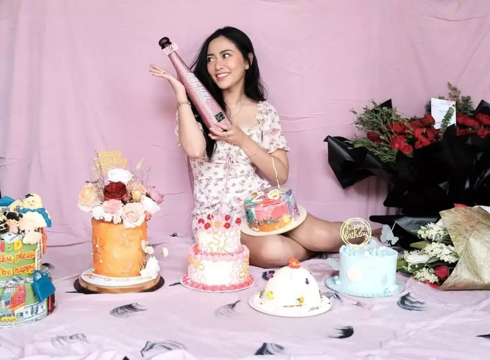 Momen ultah Rachel Vennya dari berbagai sumber