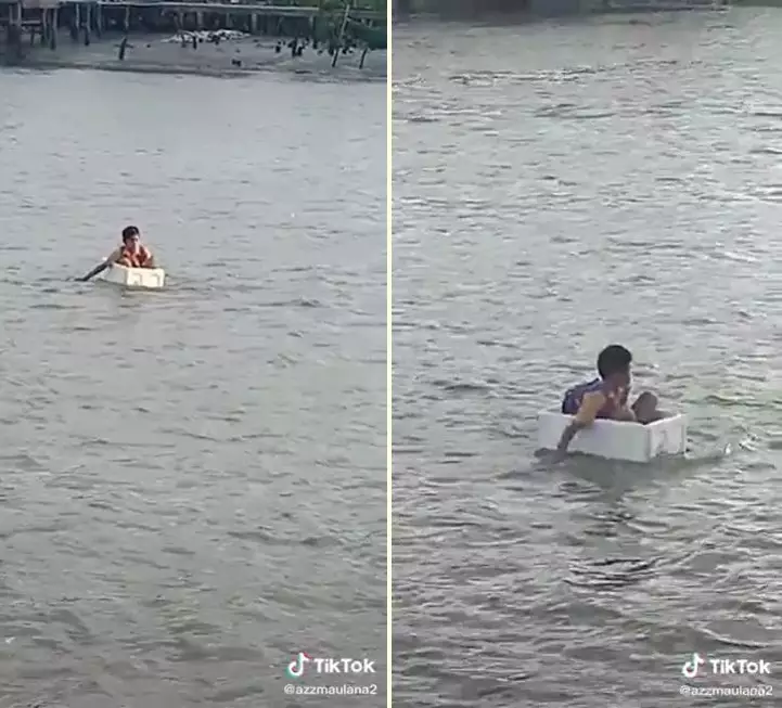 bocah SD seberangi sungai pakai styrofoam © 2021 brilio.net bocah SD seberangi sungai pakai styrofoam © 2021 brilio.net