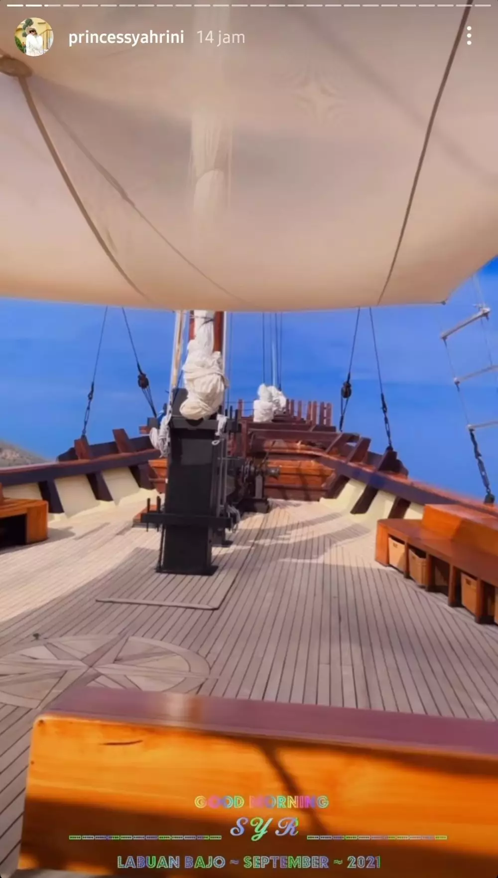 kapal pinisi sewaan Syahrini © 2021 Instagram